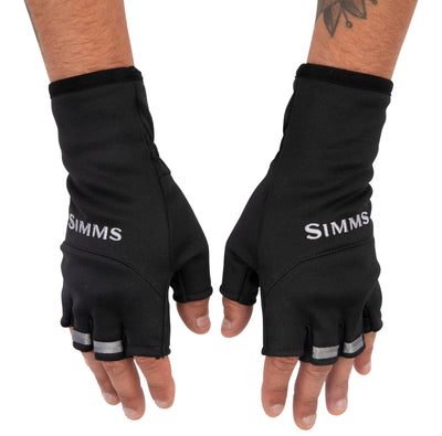 Simms Freestone Half Finger Mitt Black Image 02