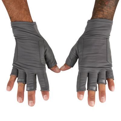 Simms SolarFlex Guide Glove Sterling Image 03