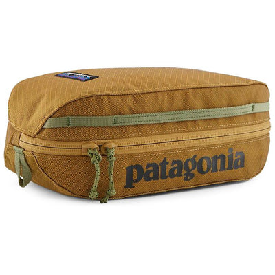 Patagonia Black Hole Cube 3L Pufferfish Gold Image 01